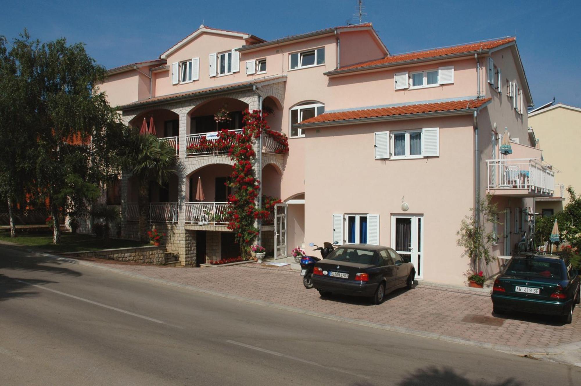 Apartamento House Maric Poreč Exterior foto